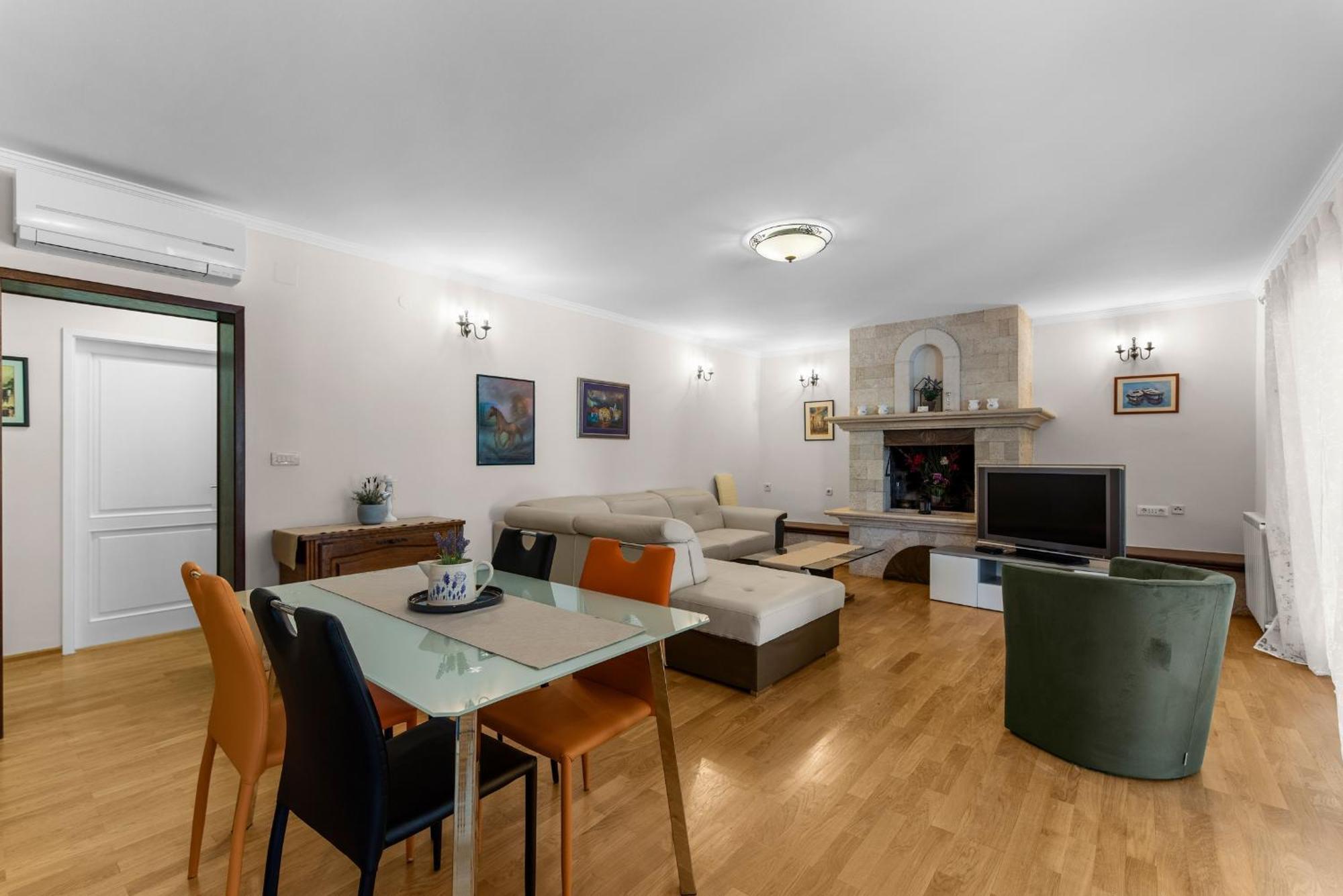 Villa Hope - Apartments With Shared Pool Пореч Стая снимка