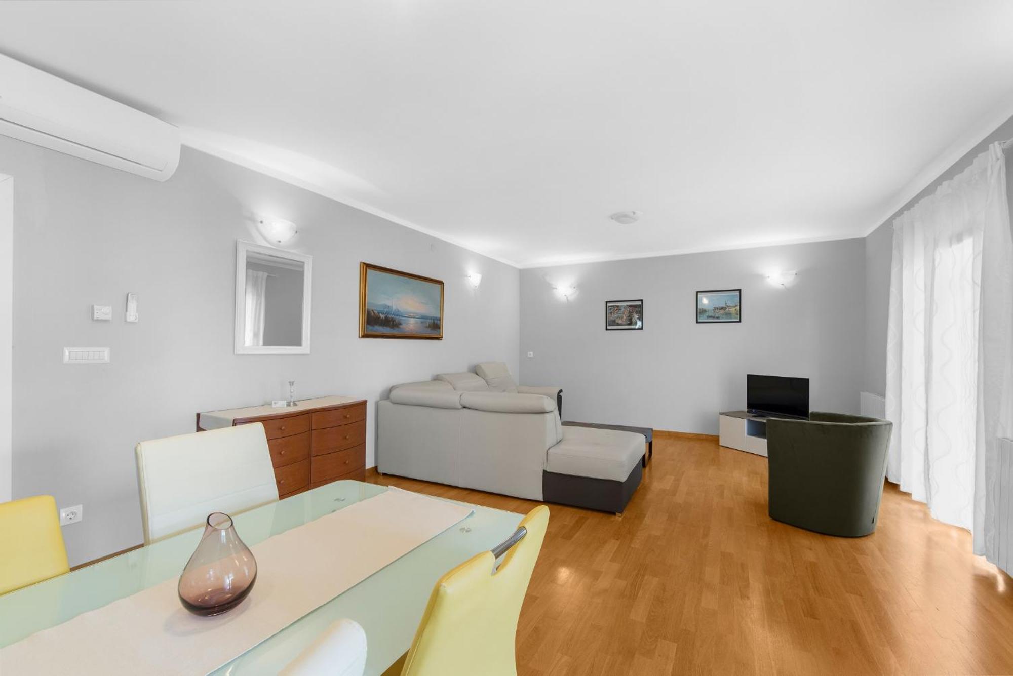Villa Hope - Apartments With Shared Pool Пореч Стая снимка