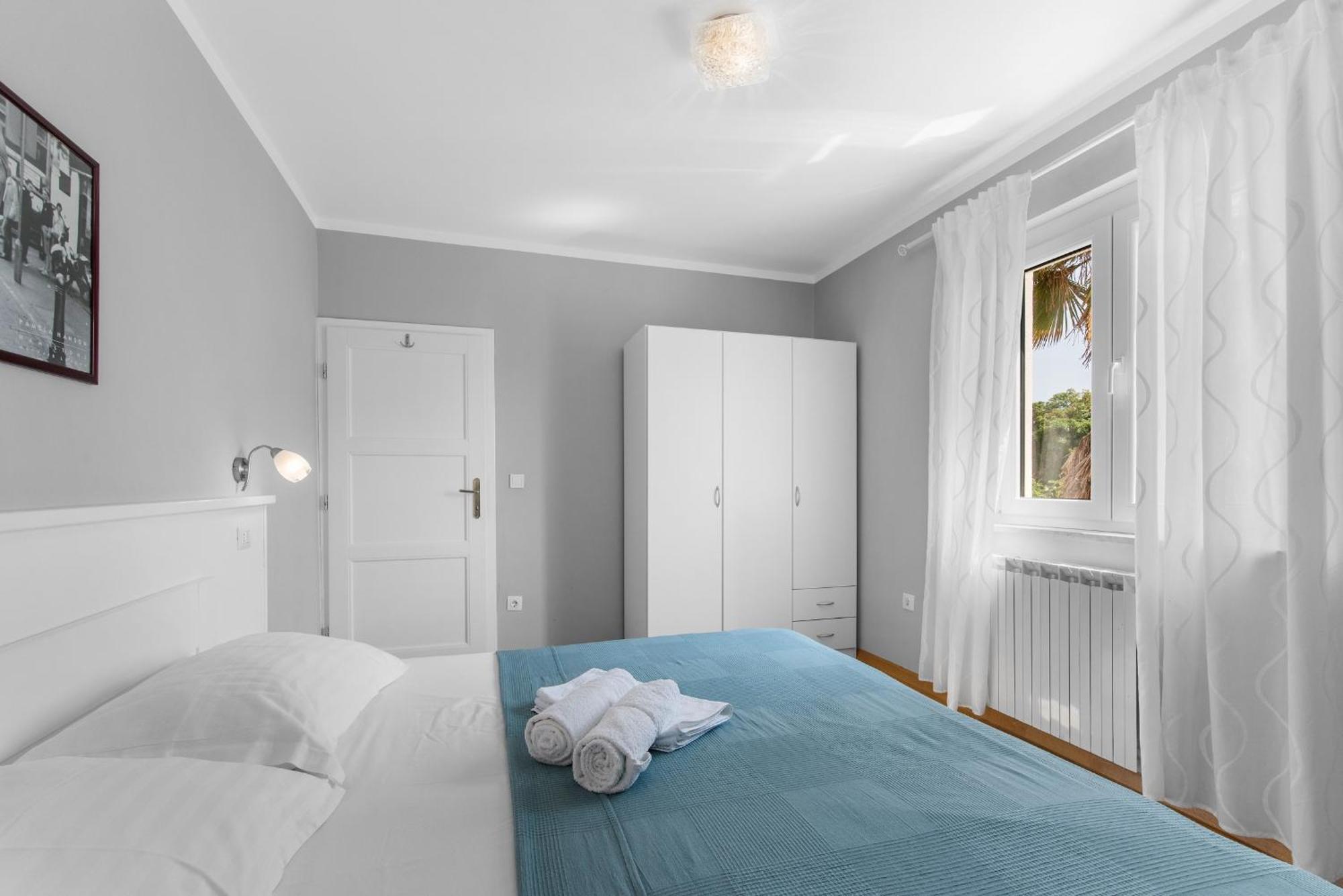 Villa Hope - Apartments With Shared Pool Пореч Стая снимка