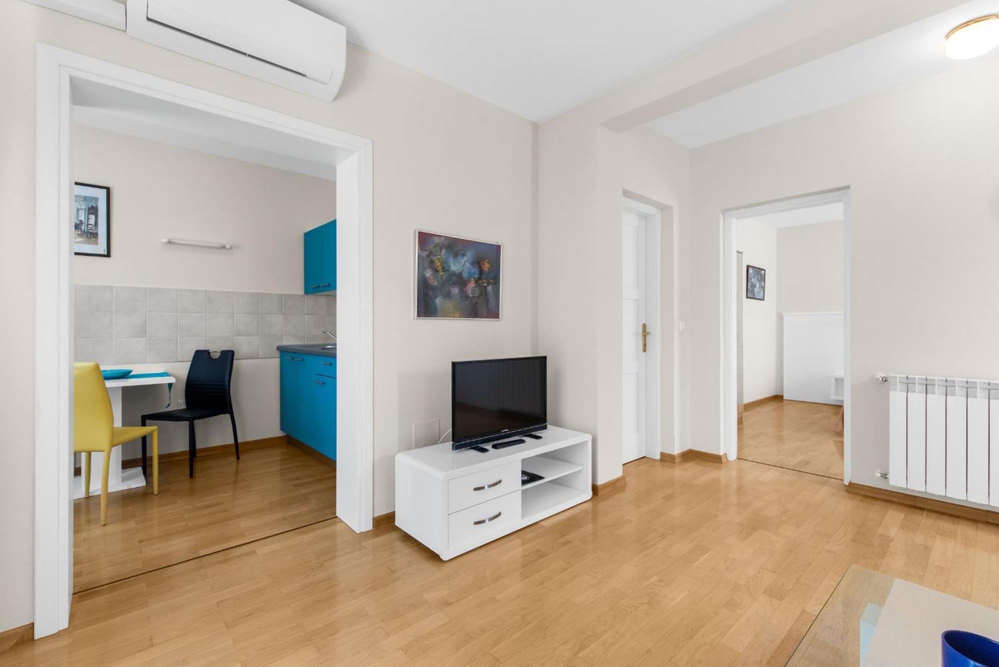 Villa Hope - Apartments With Shared Pool Пореч Стая снимка