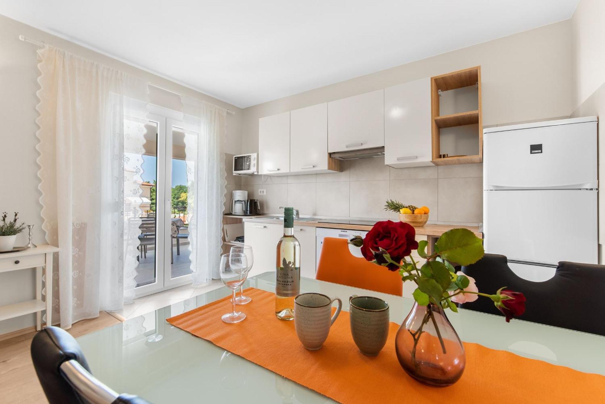 Villa Hope - Apartments With Shared Pool Пореч Стая снимка
