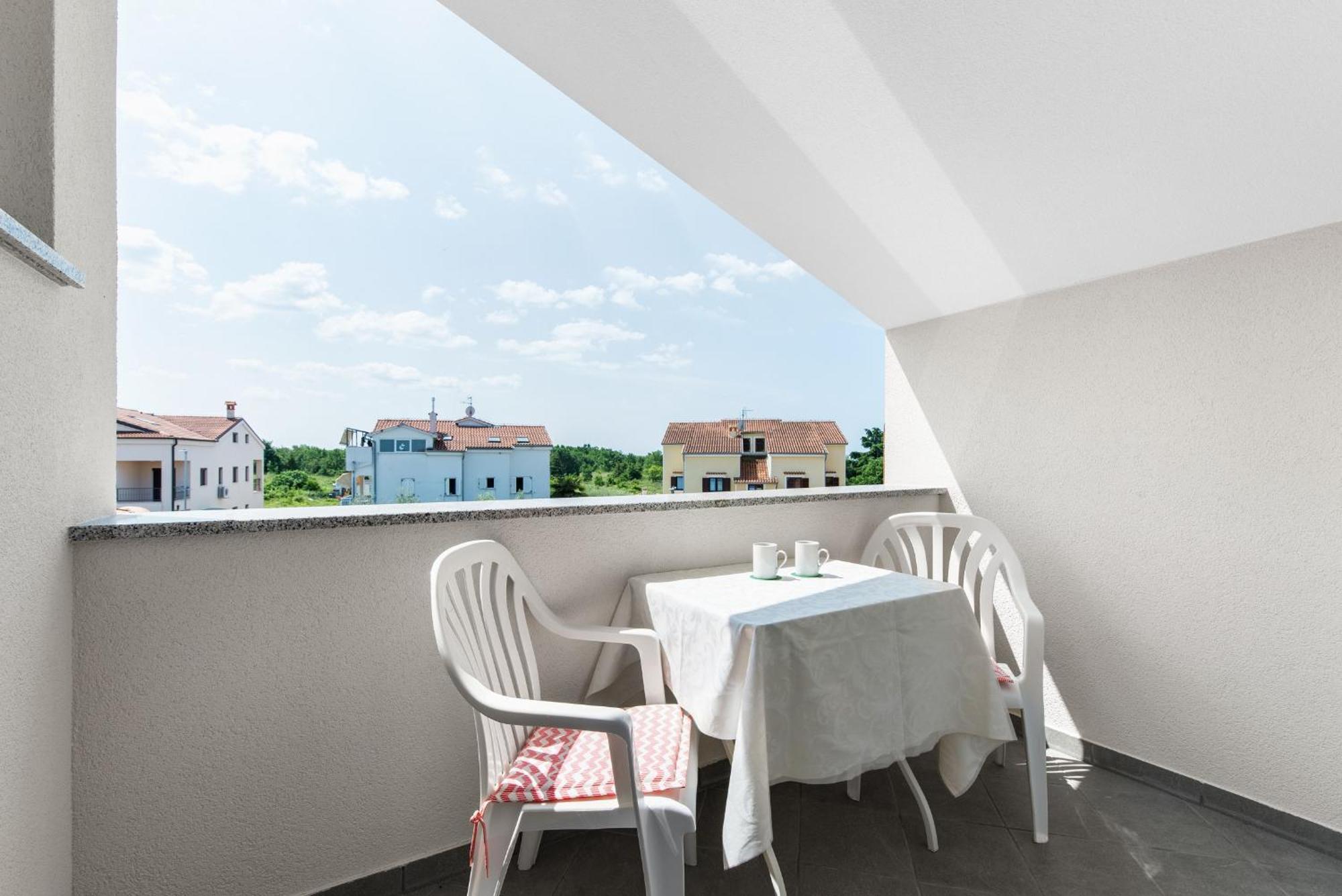 Villa Hope - Apartments With Shared Pool Пореч Стая снимка