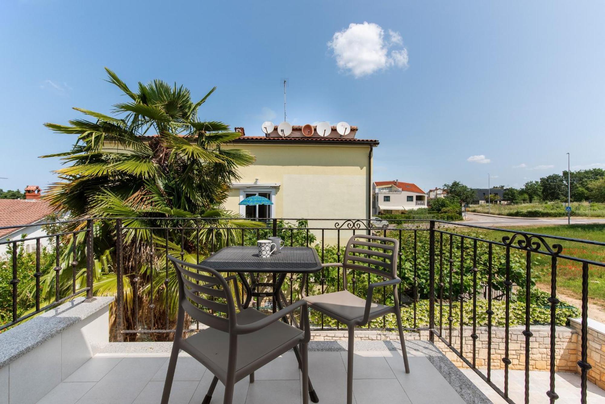 Villa Hope - Apartments With Shared Pool Пореч Стая снимка