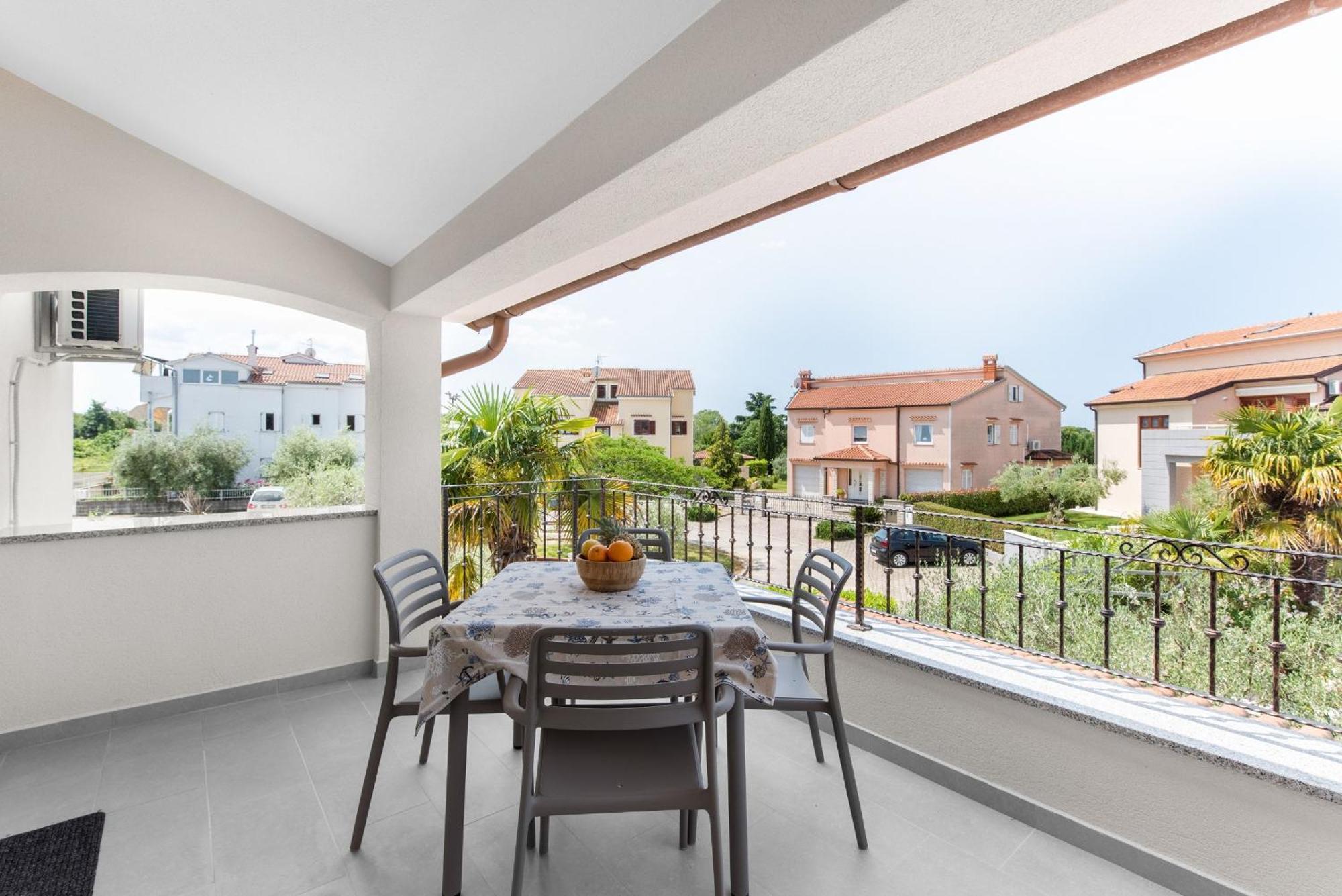 Villa Hope - Apartments With Shared Pool Пореч Стая снимка